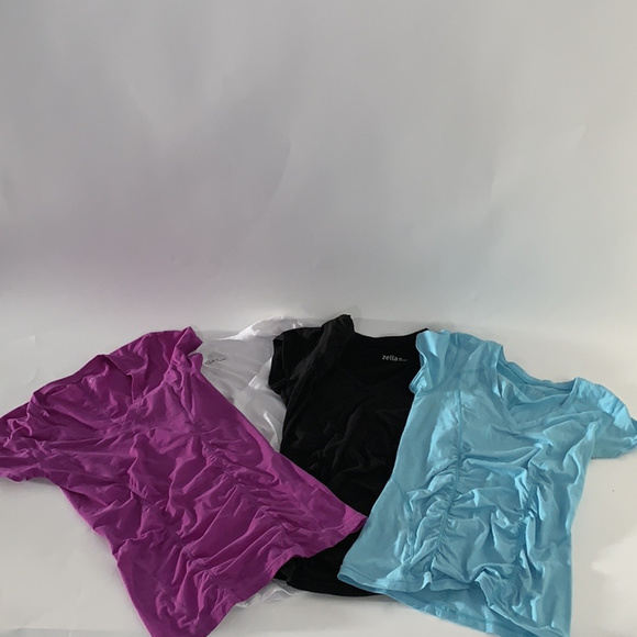 Zella Tops - Lot of (4) Zella V-Neck Tops